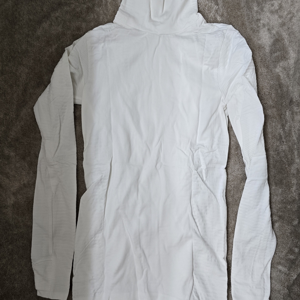 Athleta White Long Sleeve Turtleneck Top
